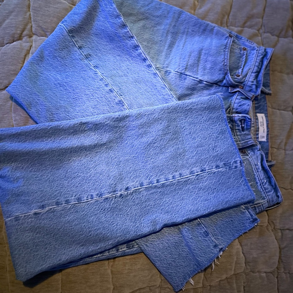 Abercrombie & Fitch High Rise Jeans - Medium Blue